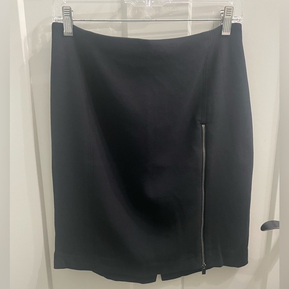 Banana Republic Factory Black Sexy Pencil Skirt with Front Zipper Sz 6